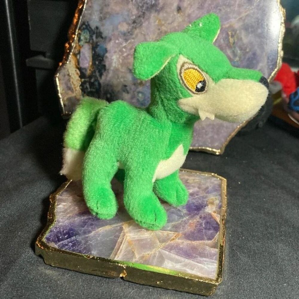 Green Lupe mini plushie neopets